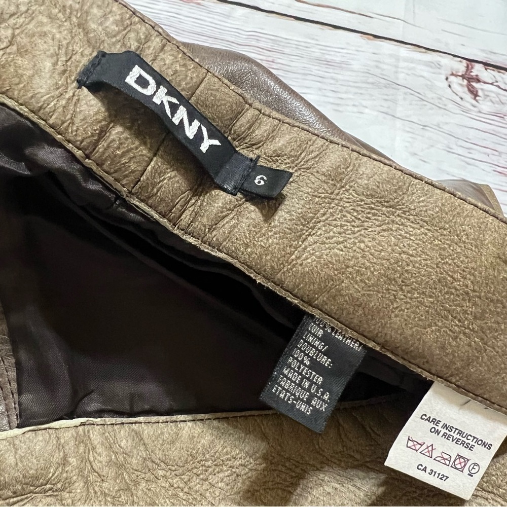 DKNY women’s 100% leather boot cut tuxedo trim pants size 6 Brown Vintage Y2K - Picture 6 of 16